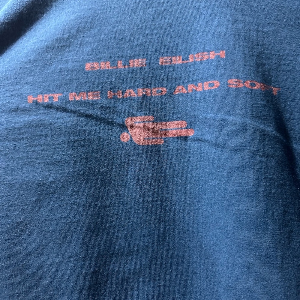 Billie Eilish T-Shirt Blue Green Crew Neck - Hit Me Hard And Soft Album- Medium - Picture 2 of 7